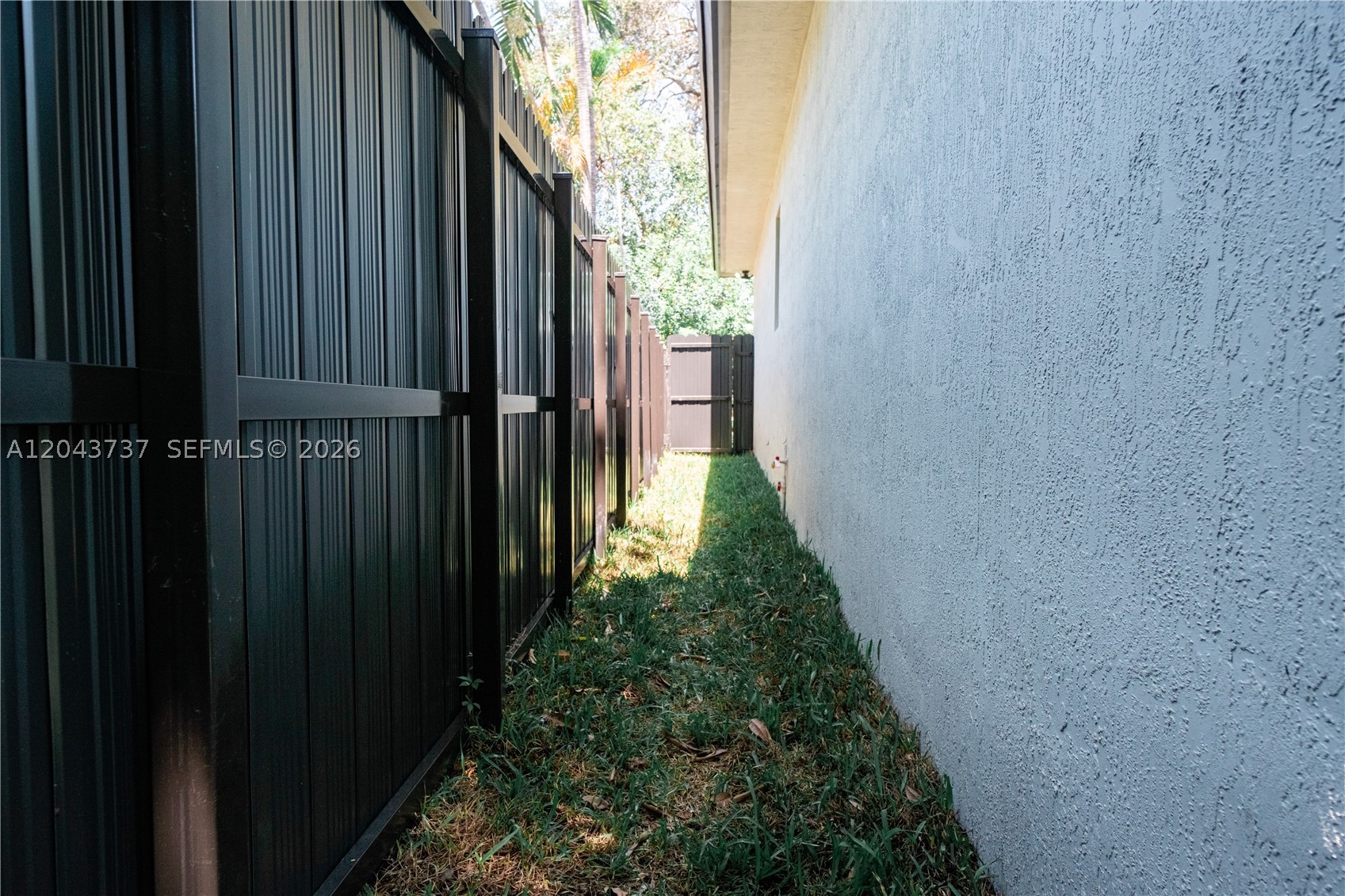 FRANKLIN PARK - Residential Lease