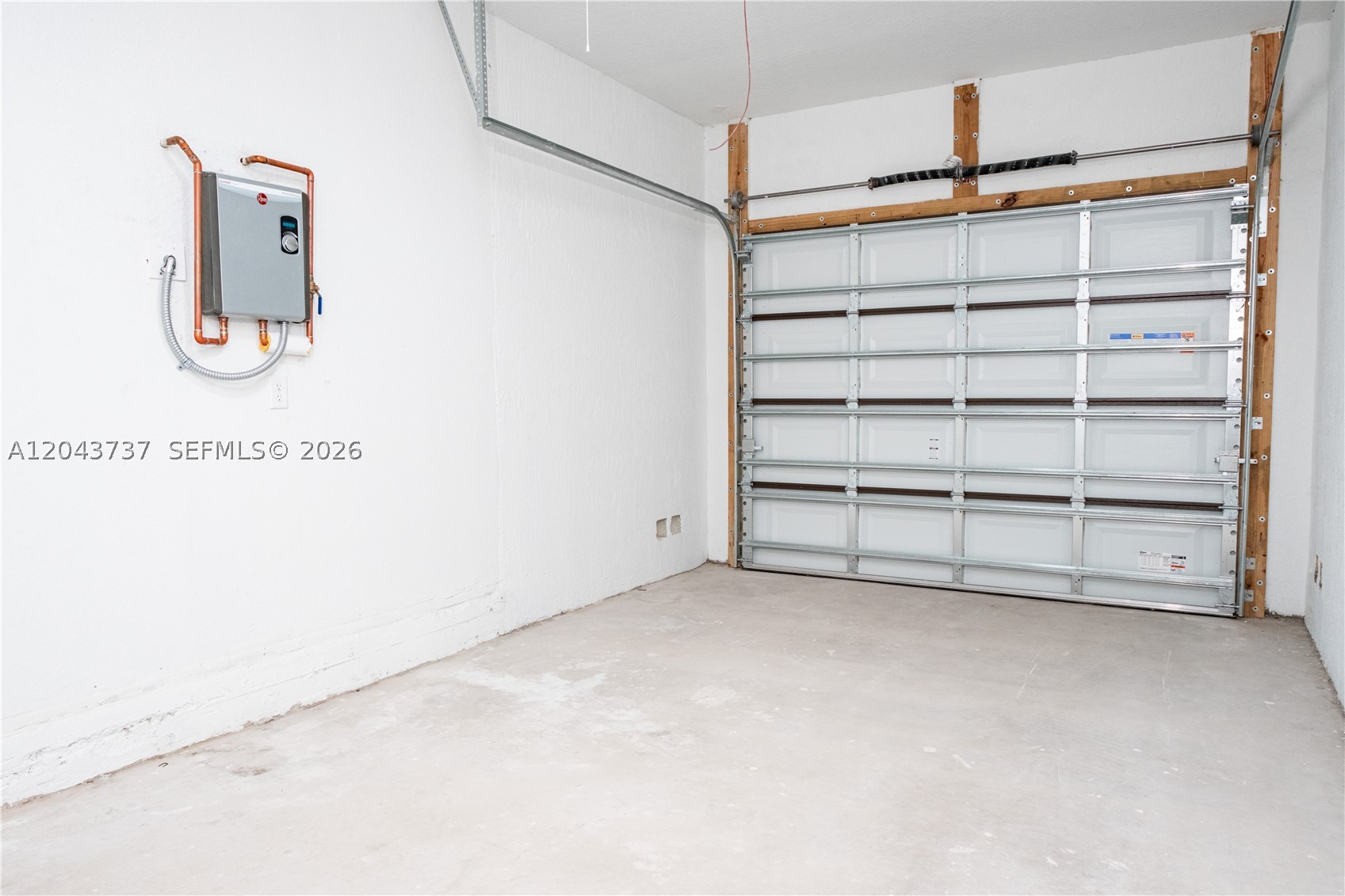 FRANKLIN PARK - Residential Lease