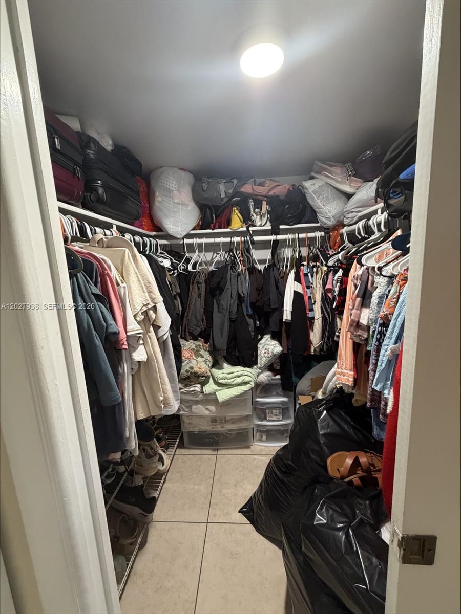 KENDALL ACRES WEST CONDO - Residential Lease