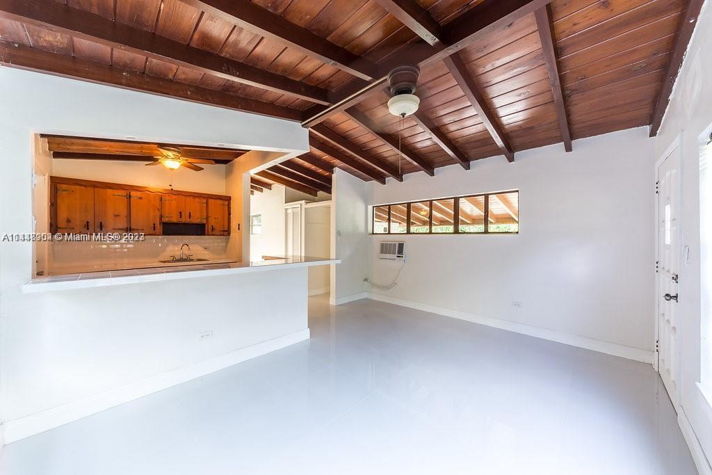 BEACH PARK SUB - Residential Lease