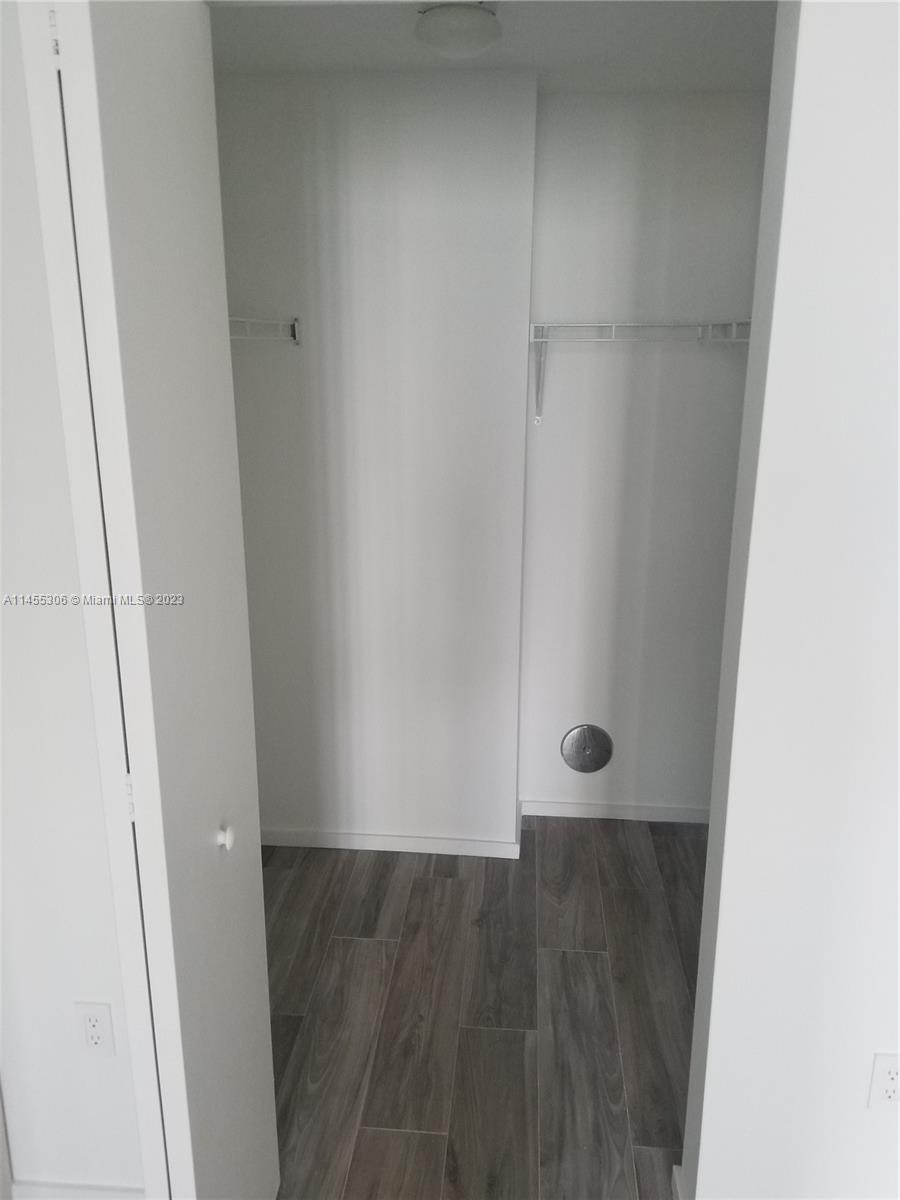 SLS LUX - Residential Lease