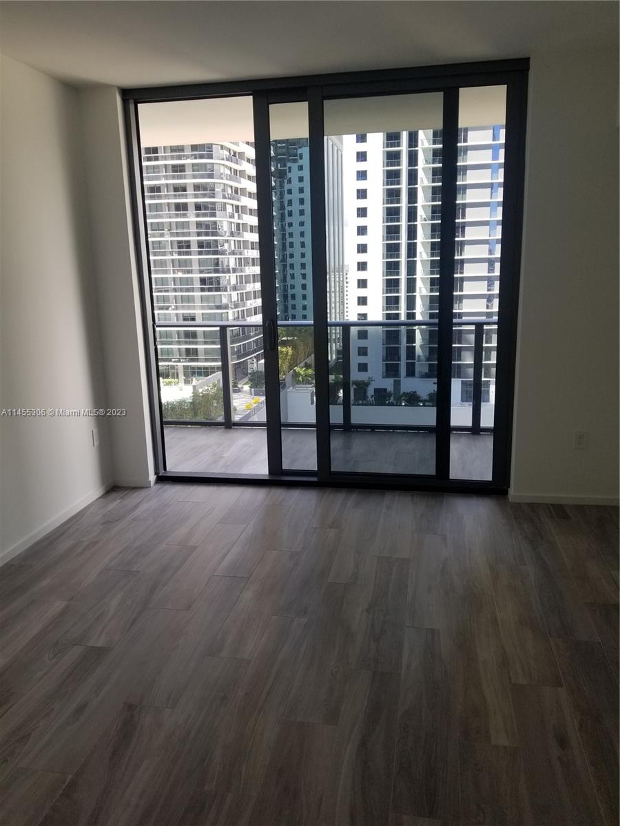 SLS LUX - Residential Lease
