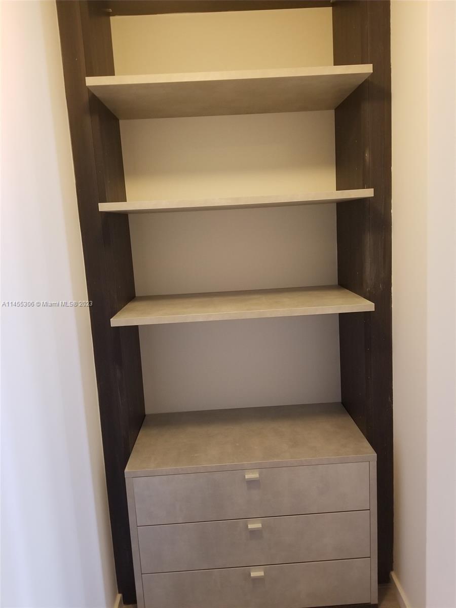 SLS LUX - Residential Lease