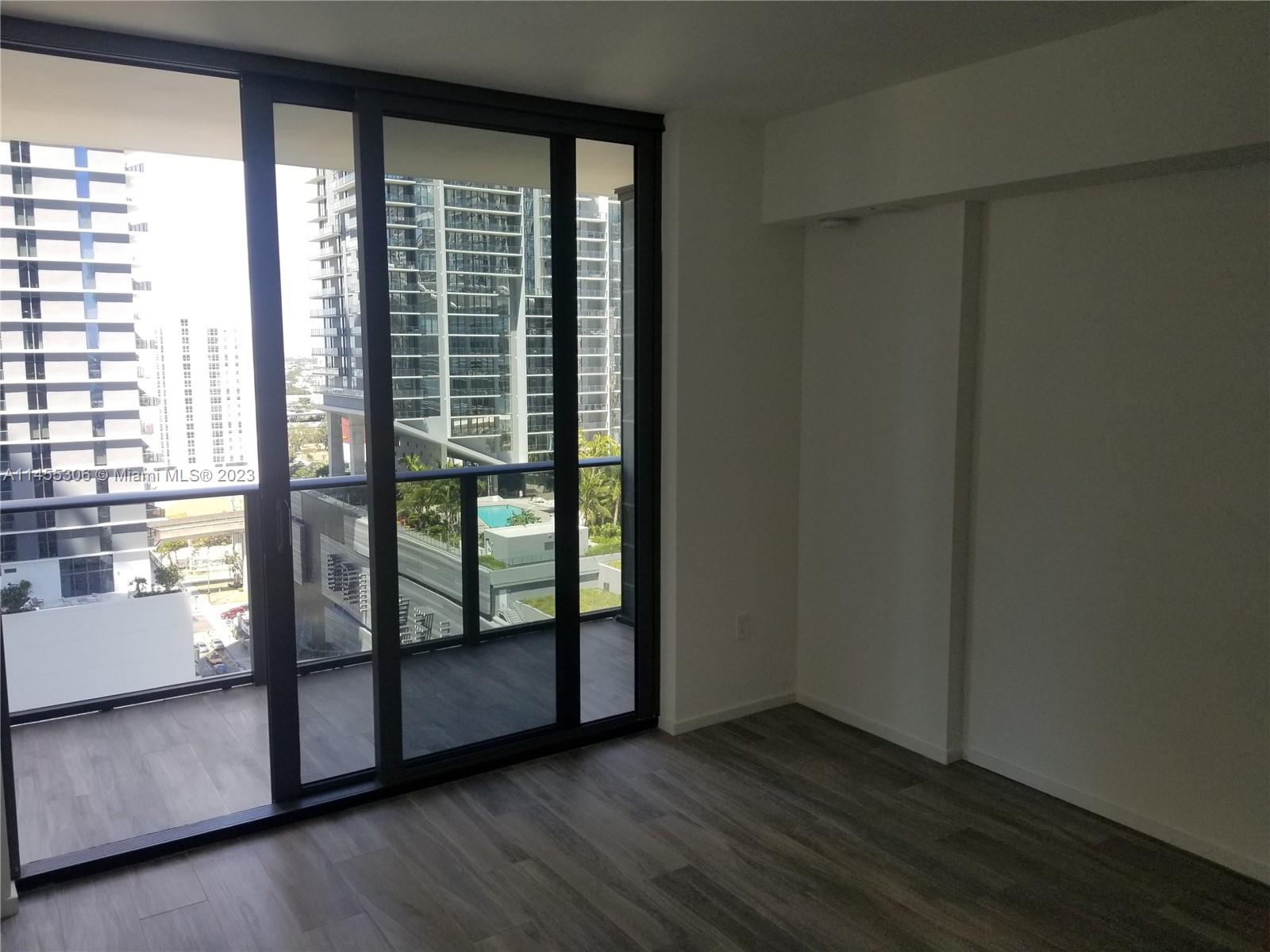 SLS LUX - Residential Lease