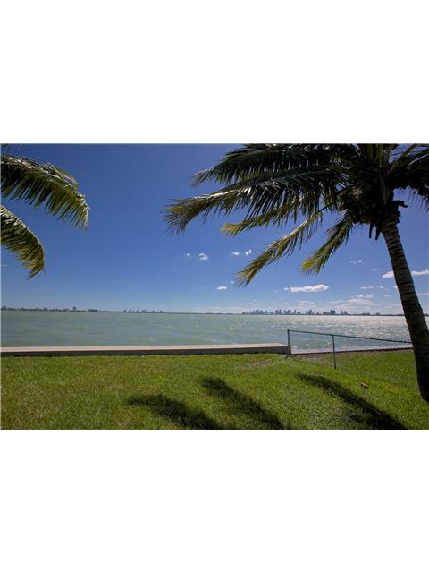 TREASURE ISLAND - Residential