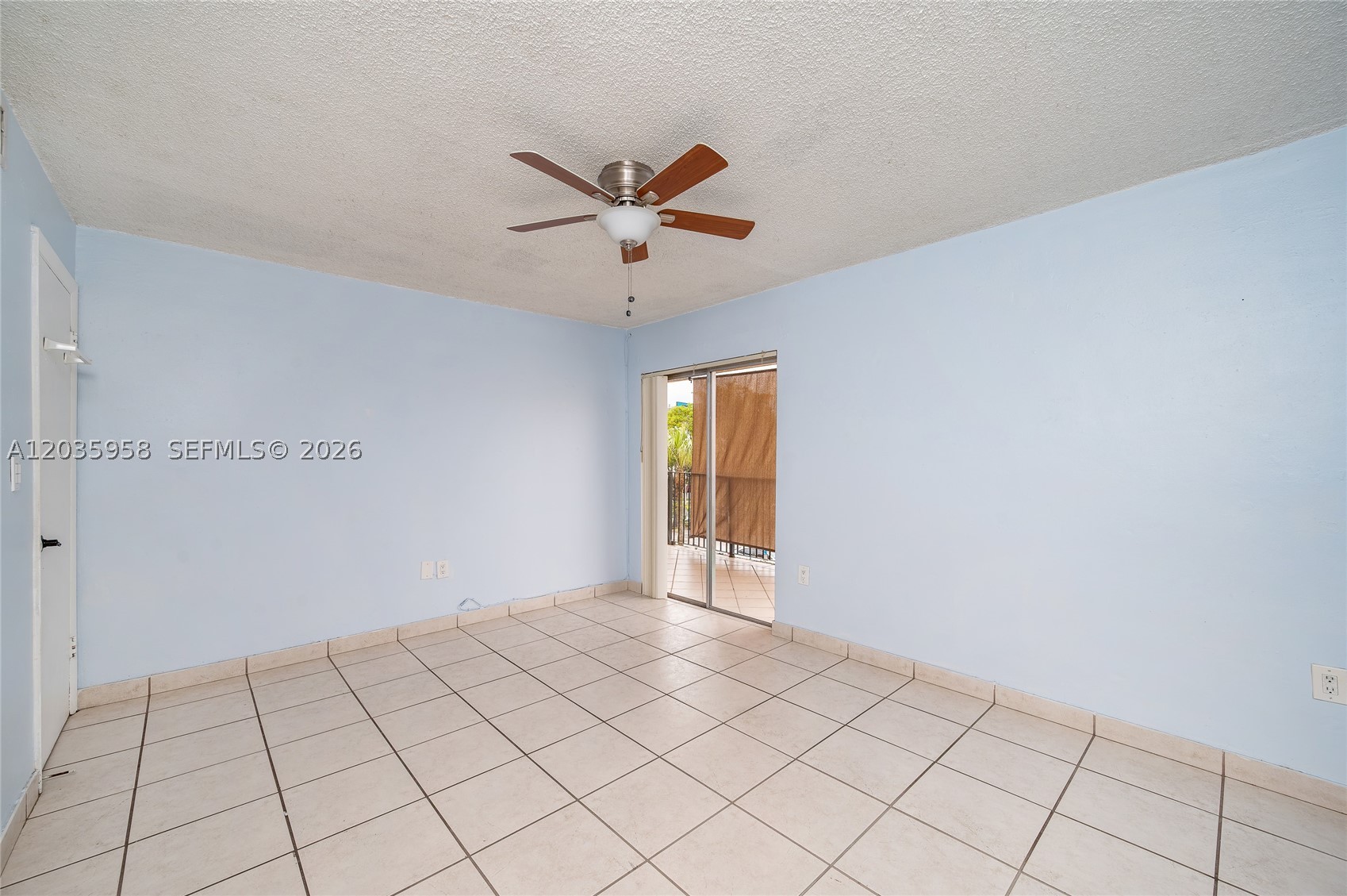 PALM-WEST GARDENS CONDO - Residential