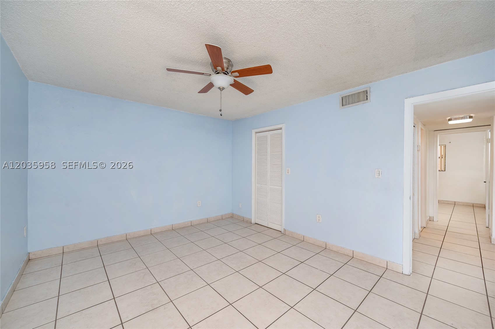 PALM-WEST GARDENS CONDO - Residential