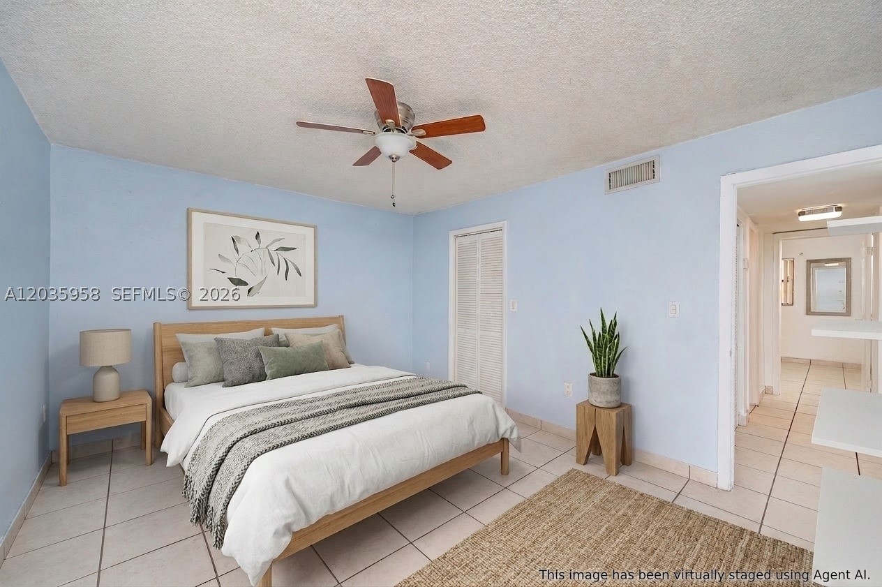 PALM-WEST GARDENS CONDO - Residential