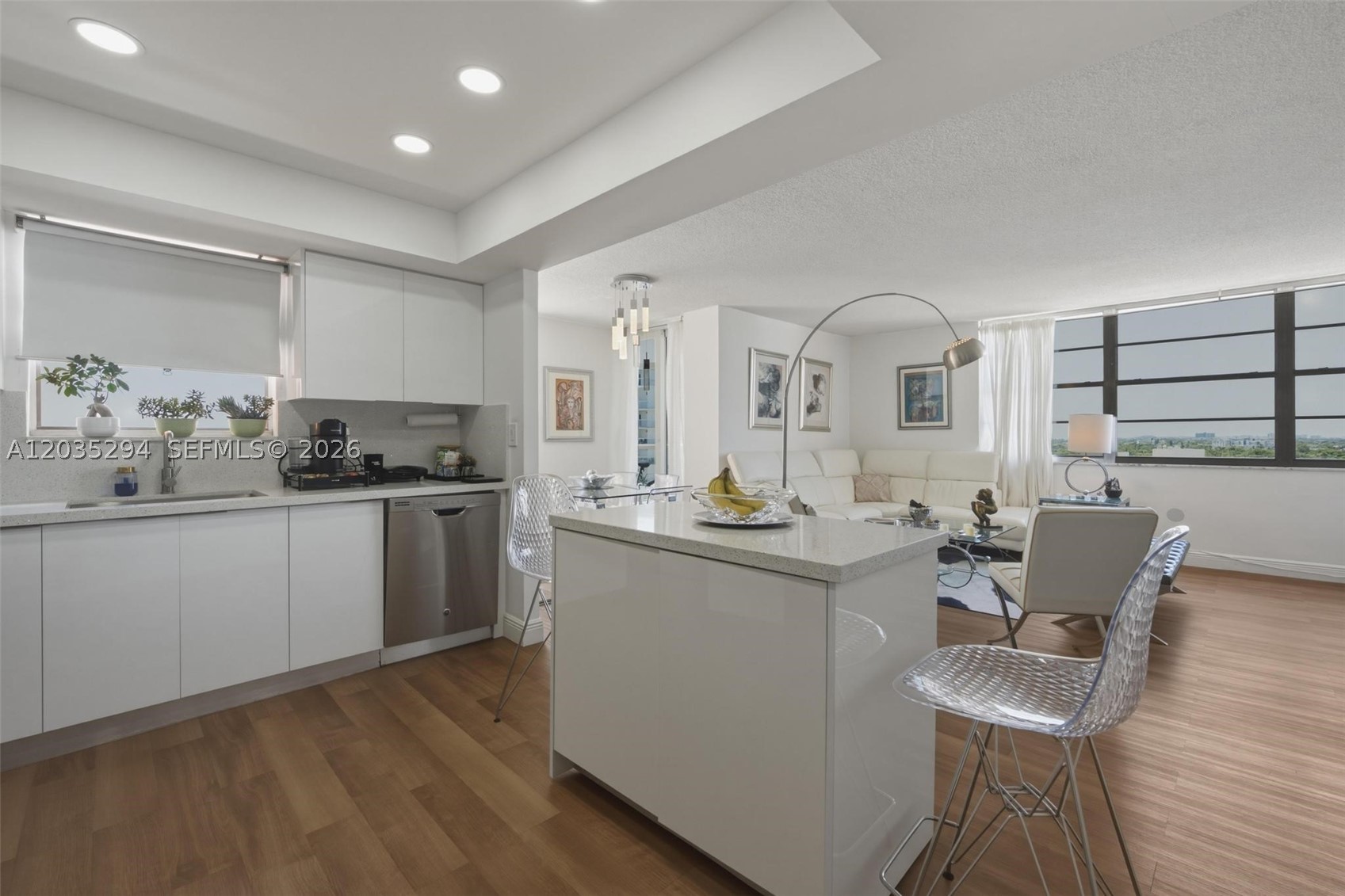 BUCKLEY TOWERS CONDO - EA - Residential