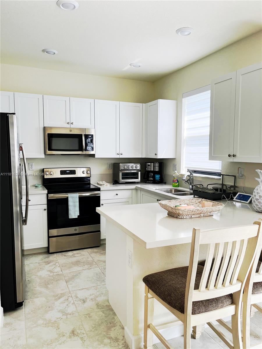 BRETON PARK AT DAVIE - Residential