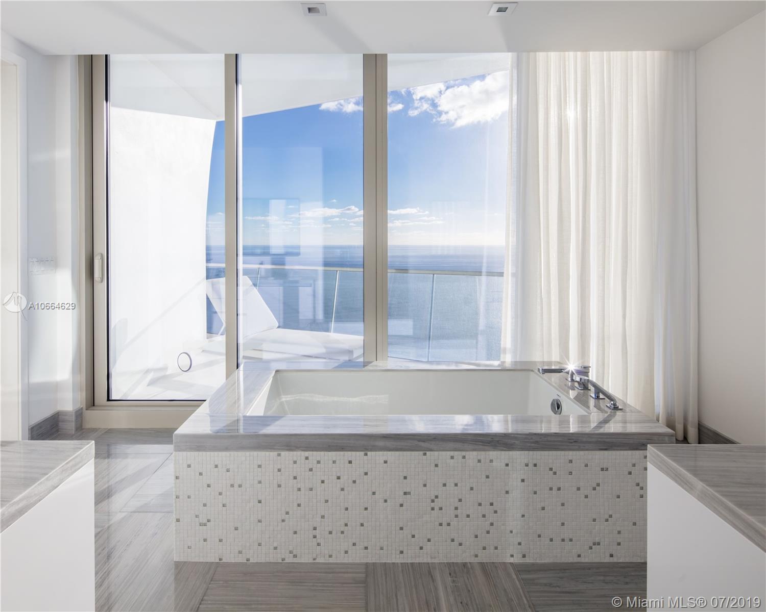 JADE SIGNATURE - Residential