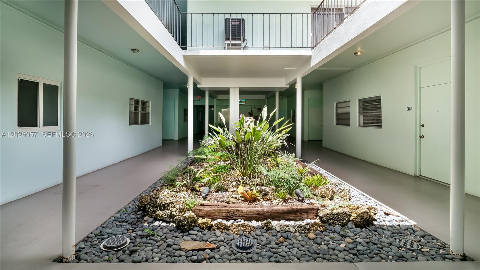 HARBOUR HILL CLUB CONDO - Residential Lease