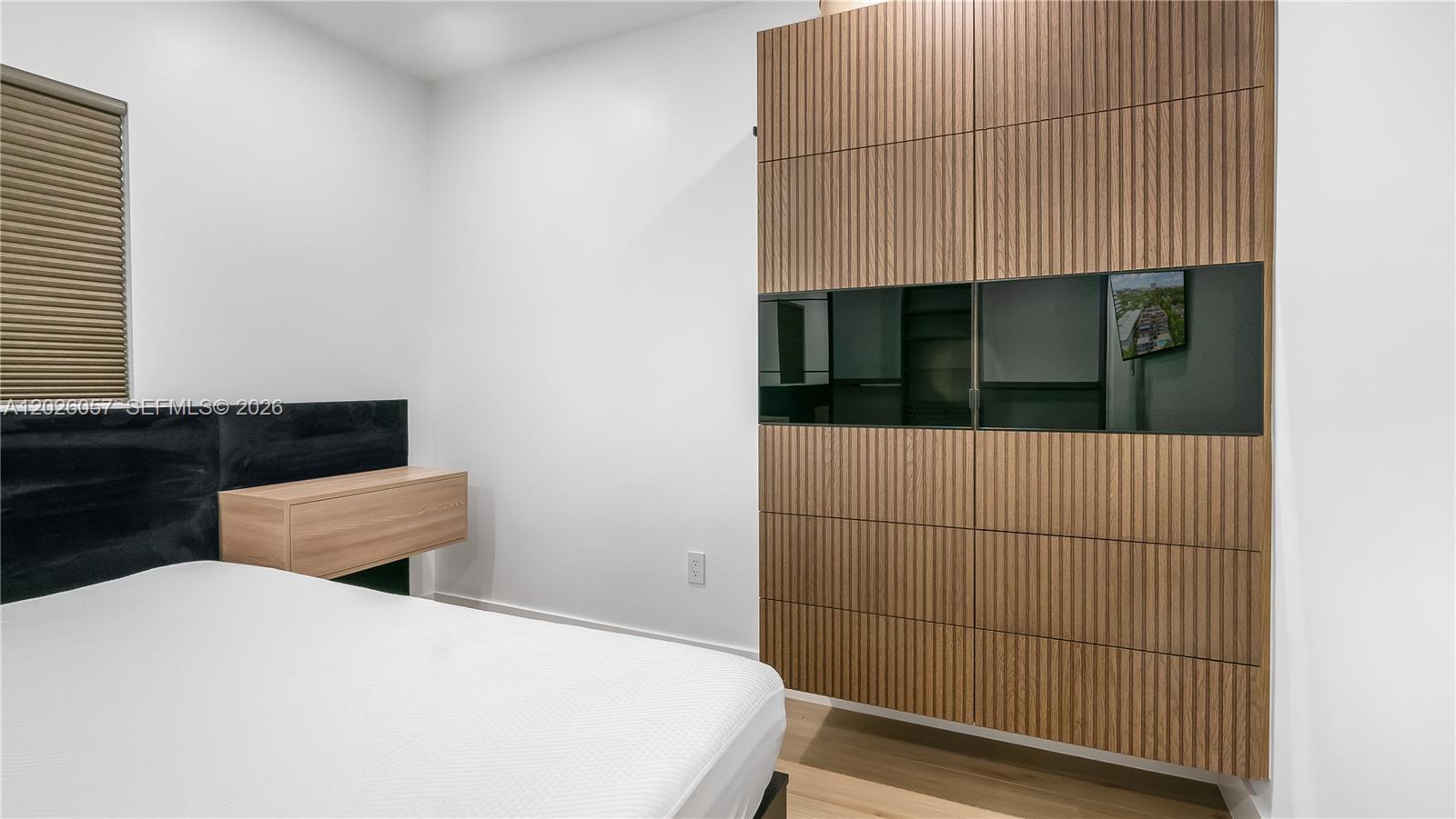 HARBOUR HILL CLUB CONDO - Residential Lease