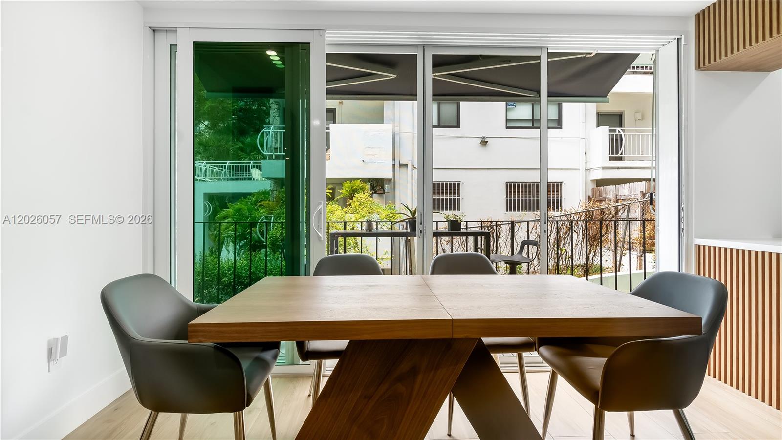 HARBOUR HILL CLUB CONDO - Residential Lease
