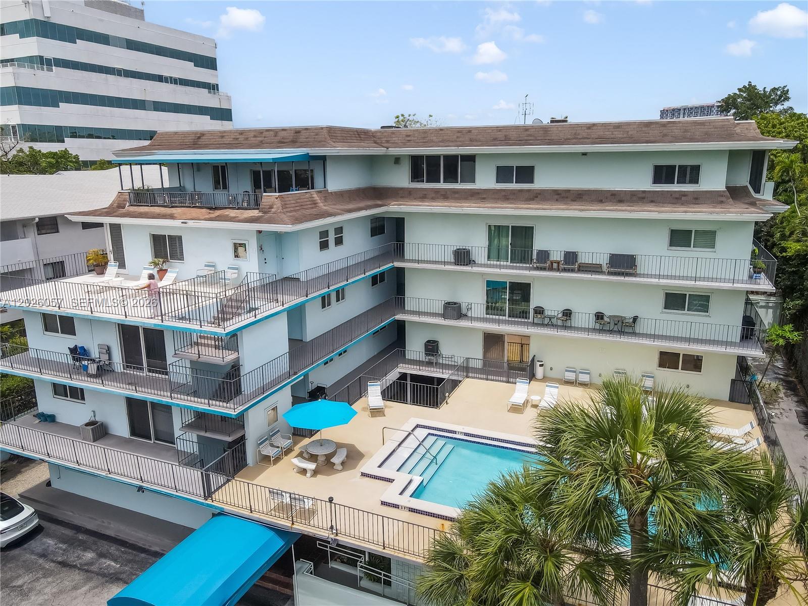 Discover the perfect blend of style and location in this completely remodeled one-bedroom residence at Harbour Hill. Thoughtfully redesigned with high-end finishes, the unit offers modern appliances, generous storage, and custom built-in closets to maximize comfort and functionality. Situated in the heart of Coconut Grove, directly across from Monty’s, David Kennedy Park, the marinas, shopping, and dining. This turnkey home is truly move-in ready — all you need is your suitcase and toothbrush.