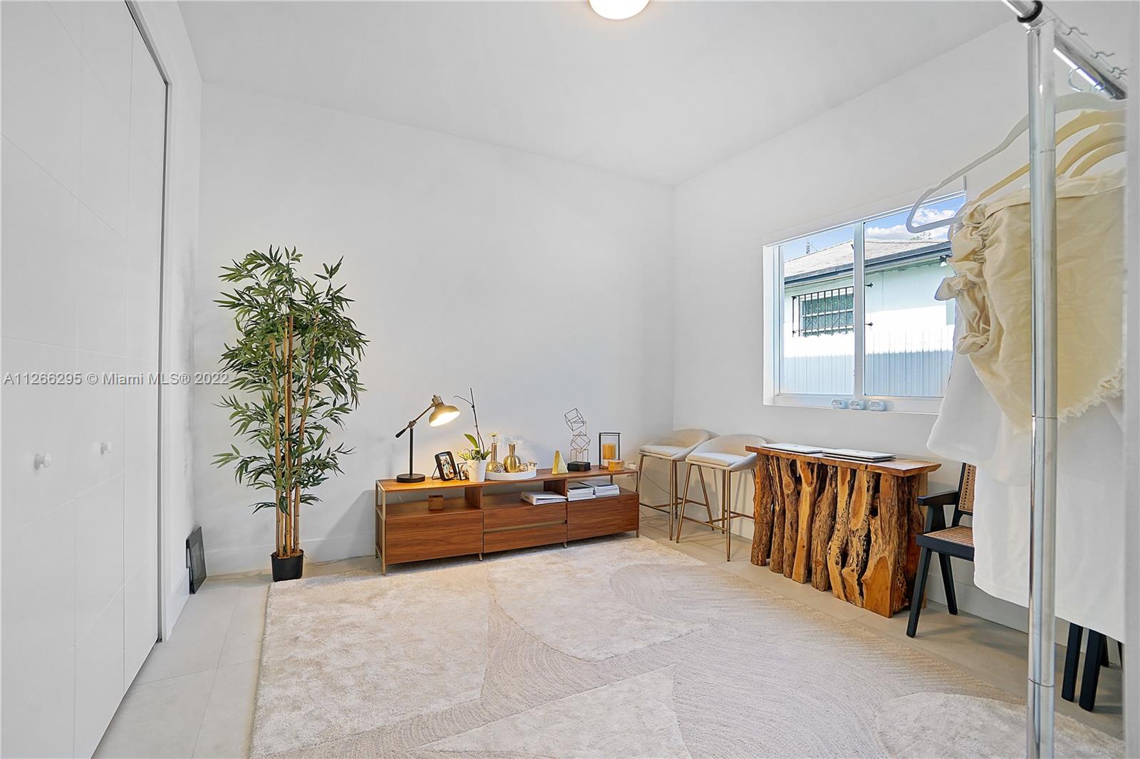 FROW HOMESTEAD - Residential Lease