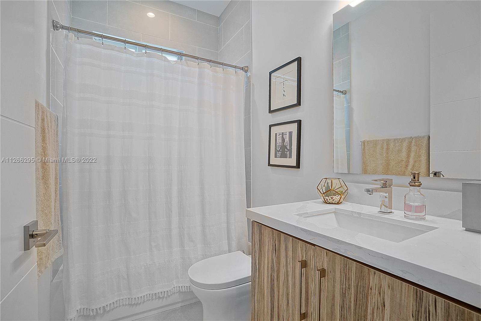 FROW HOMESTEAD - Residential Lease