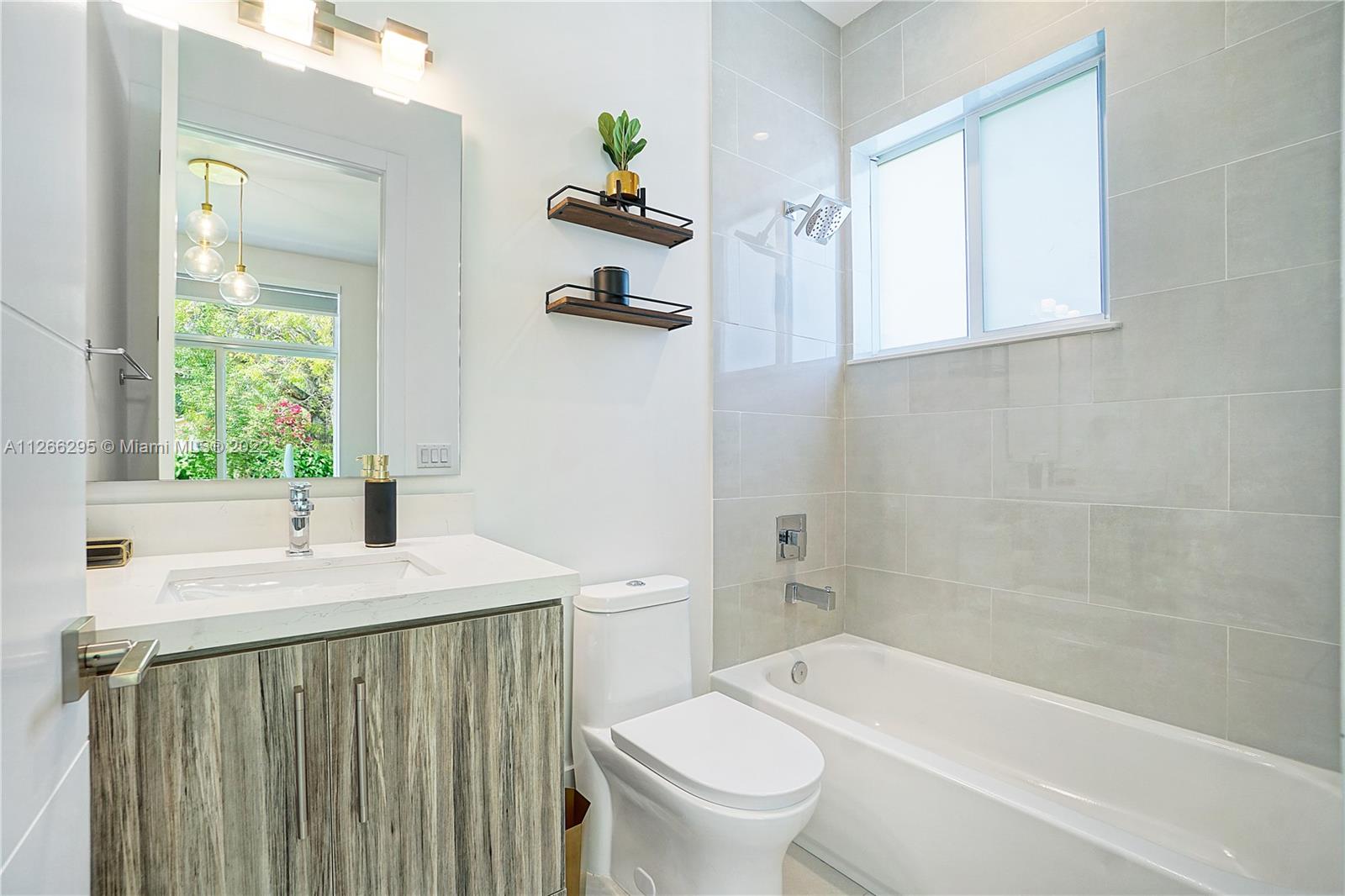 FROW HOMESTEAD - Residential Lease