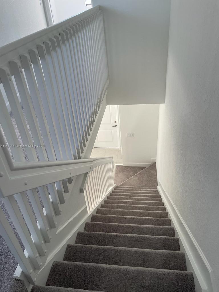 VIA VENTURA NEIGHBORHOOD - Residential Lease