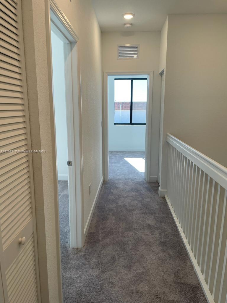 VIA VENTURA NEIGHBORHOOD - Residential Lease