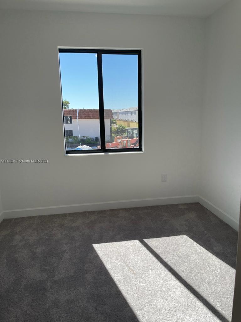 VIA VENTURA NEIGHBORHOOD - Residential Lease