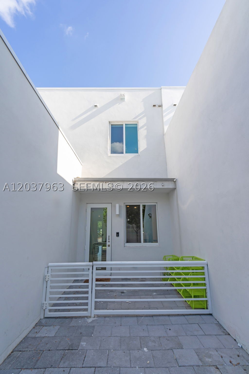 LANDMARK AT DORAL CENTRAL - Residential
