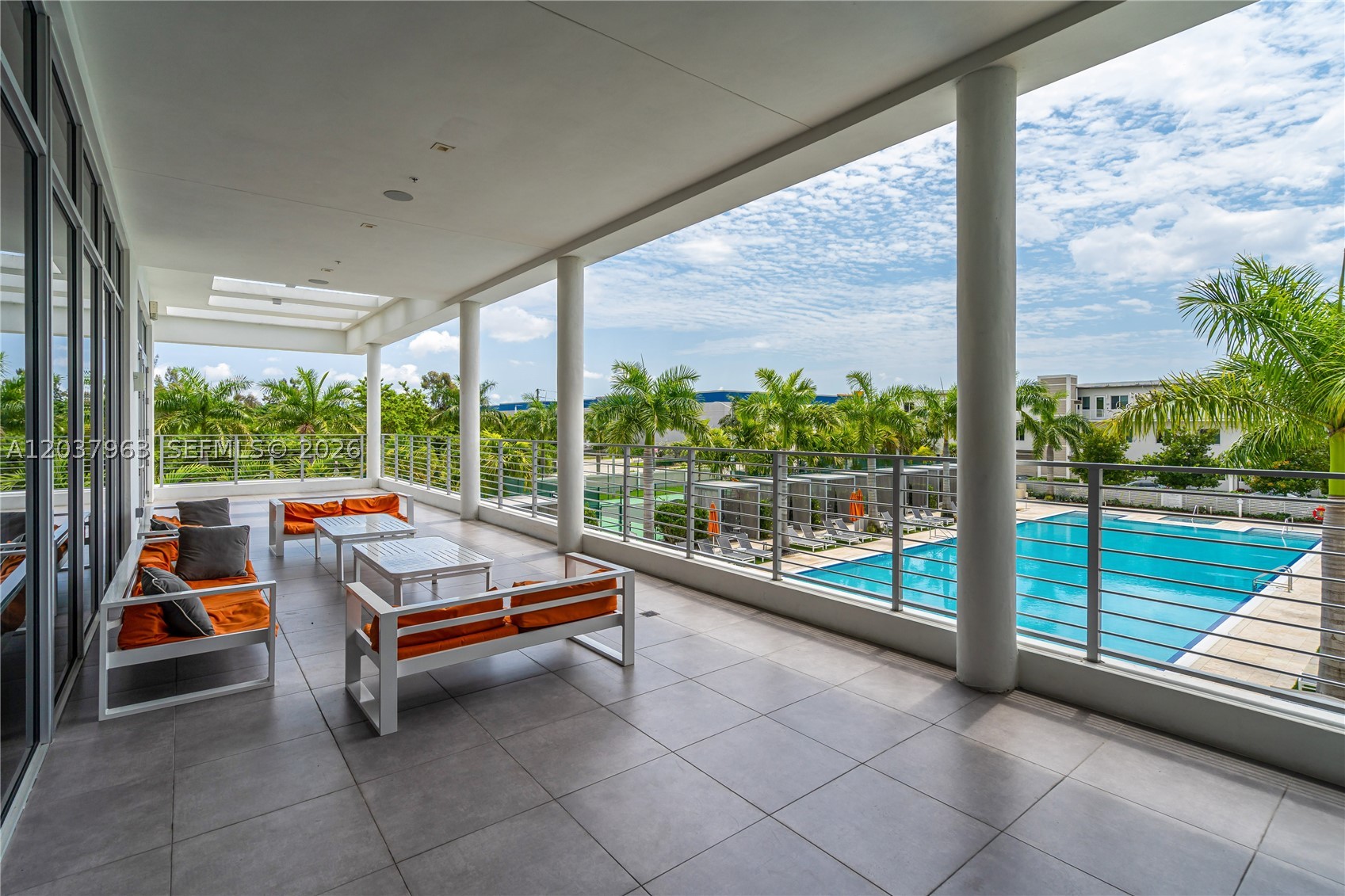 LANDMARK AT DORAL CENTRAL - Residential