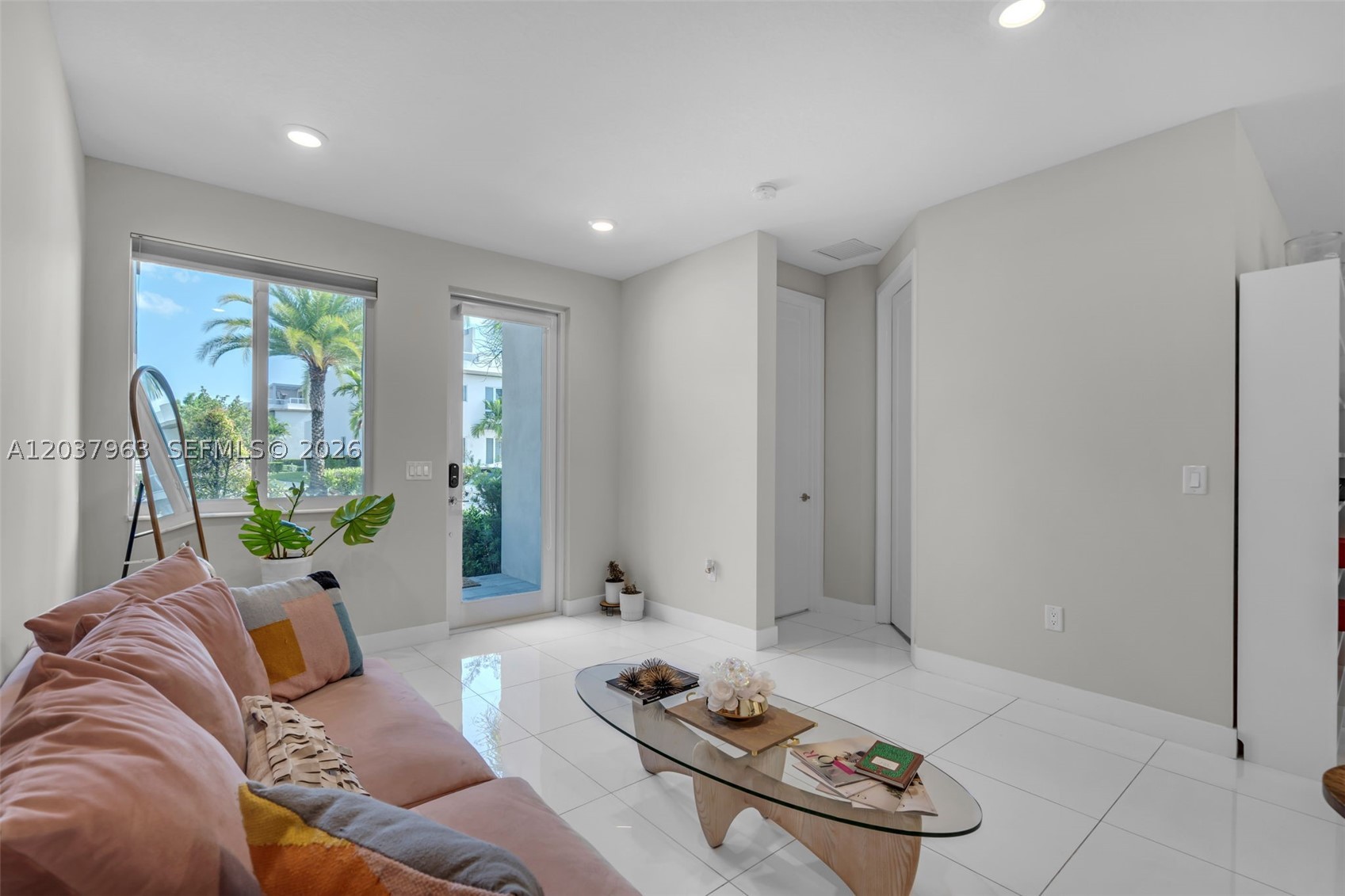 LANDMARK AT DORAL CENTRAL - Residential