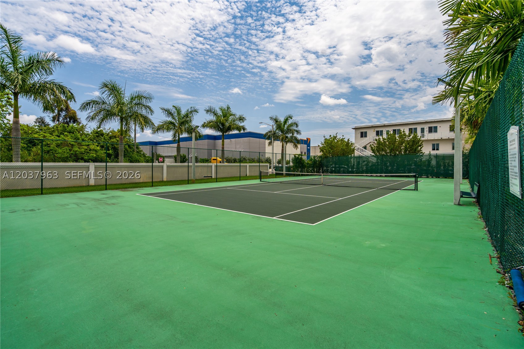 LANDMARK AT DORAL CENTRAL - Residential