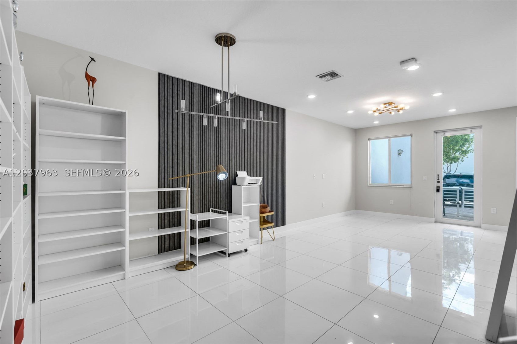 LANDMARK AT DORAL CENTRAL - Residential