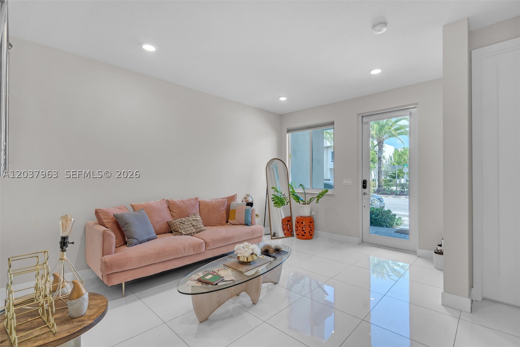 LANDMARK AT DORAL CENTRAL - Residential