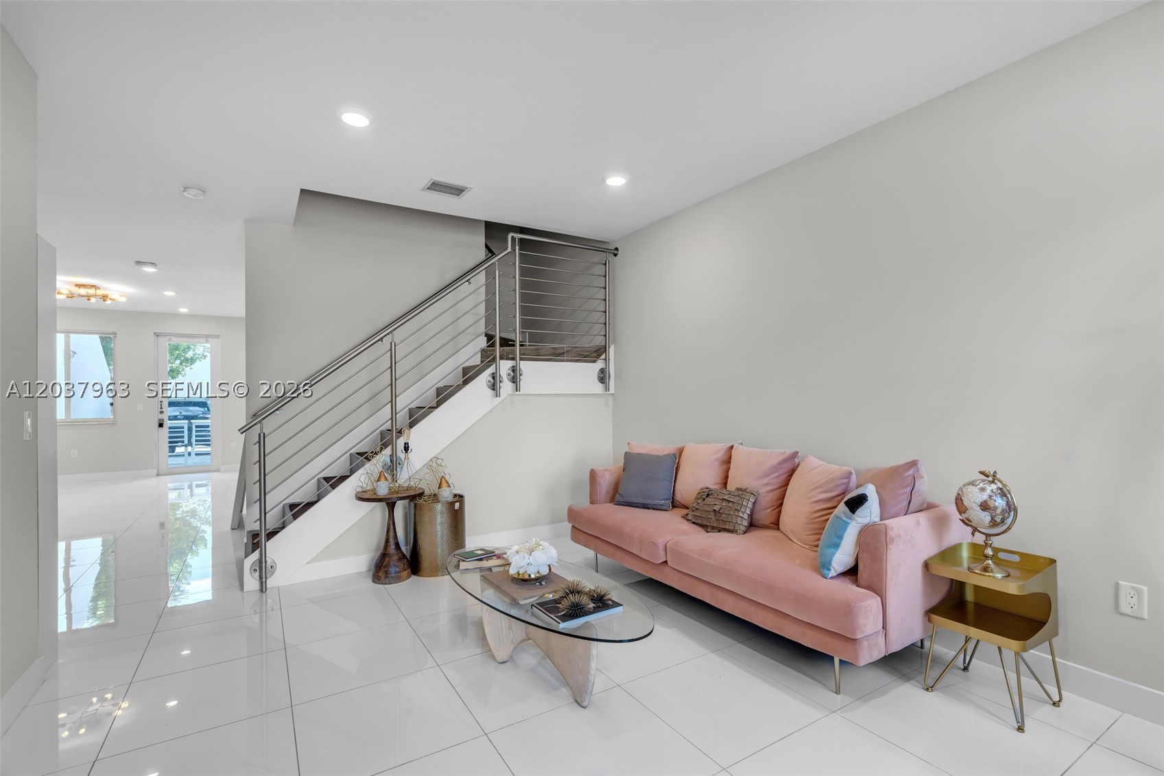 LANDMARK AT DORAL CENTRAL - Residential
