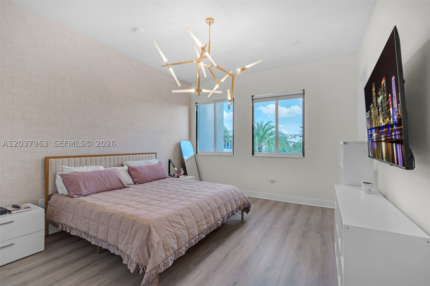 LANDMARK AT DORAL CENTRAL - Residential