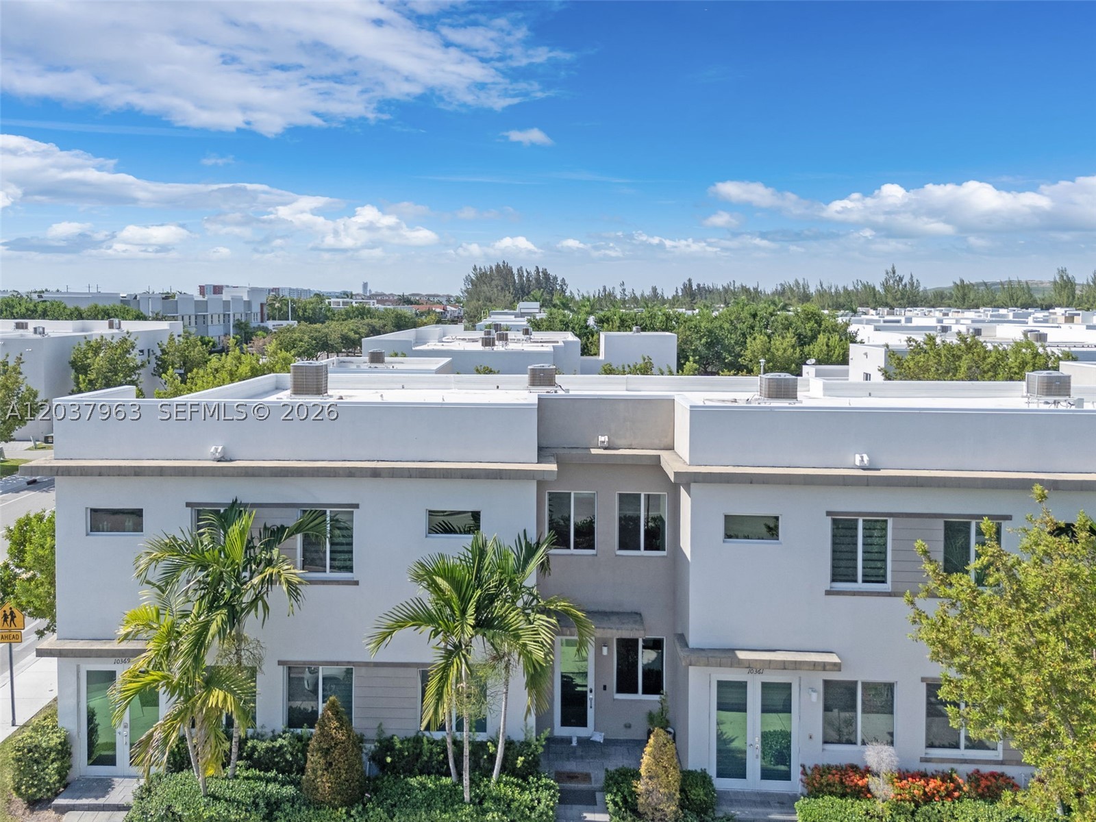 LANDMARK AT DORAL CENTRAL - Residential