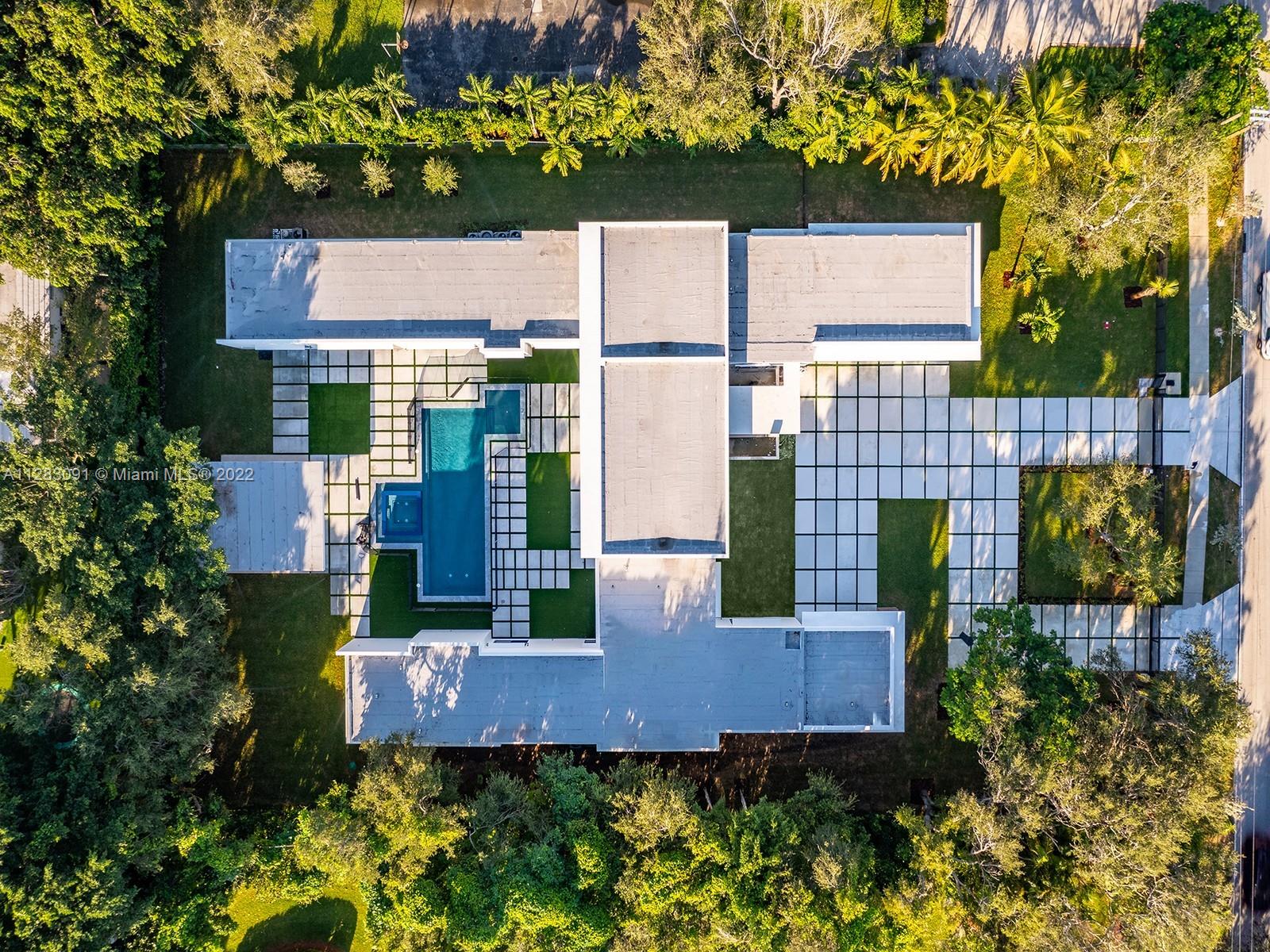HELMS COUNTRY ESTATES RE- - Residential