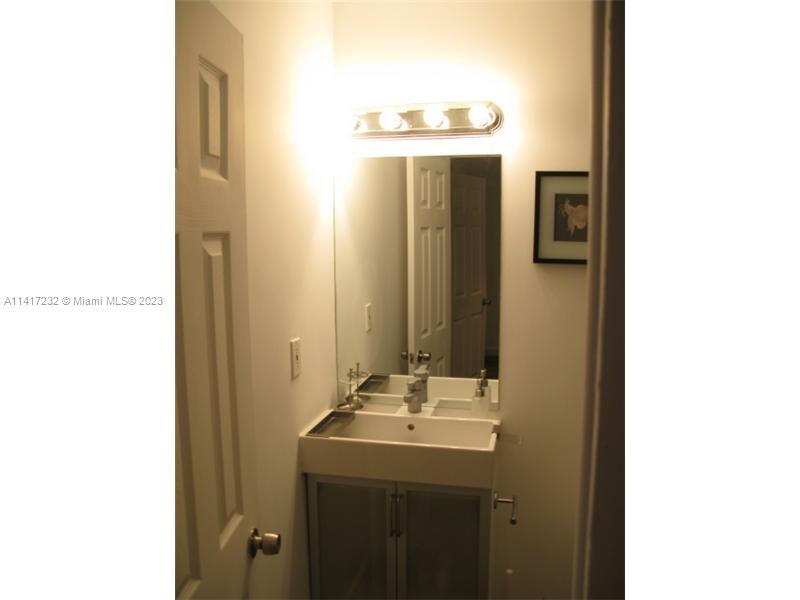 THE PATRICIA CONDO - Residential Lease