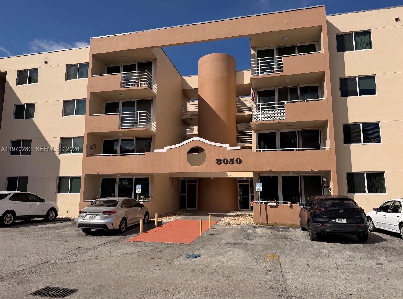 Spacious and well-maintained 1 bedroom, 1 bathroom condo featuring tile flooring throughout, an oversized bedroom with double closets, and in-unit washer and dryer. Bright living space with large windows and abundant natural light. Central A/C and assigned parking included.
The building offers elevator access, a beautiful open courtyard design, and a community pool perfect for relaxing. Conveniently located near major highways, shopping, dining, and public transportation.
Ideal for first-time buyers or investors. Easy to show.