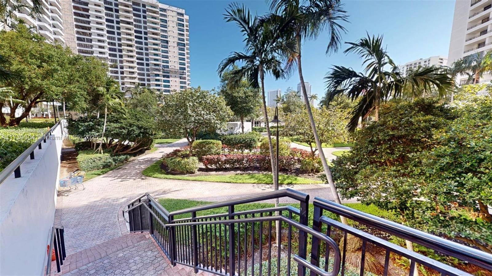 OLYMPUS CONDO PHASE - Residential