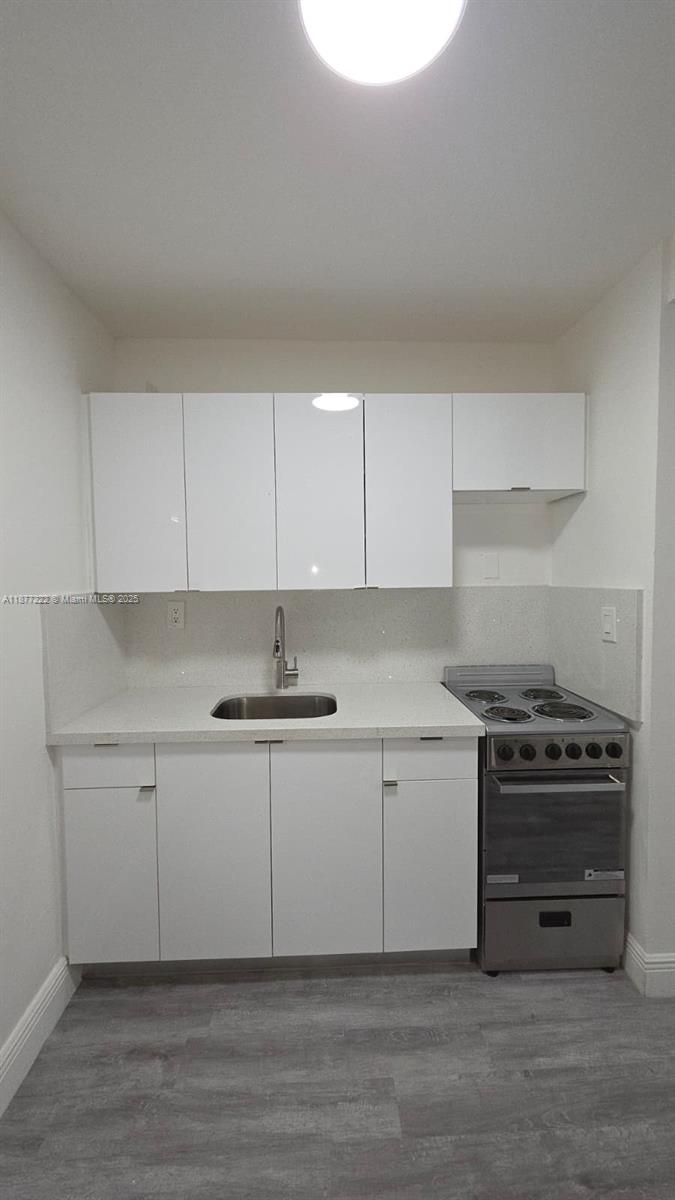 DANIA MANOR CORR PLAT - Residential Lease