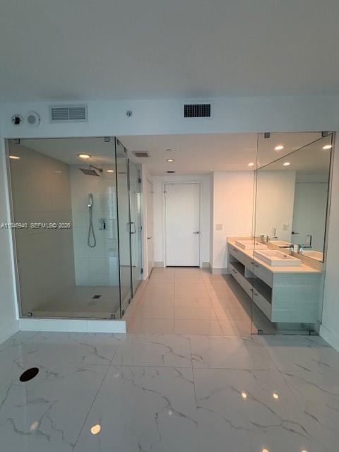 PARAISO BAY CONDO - Residential