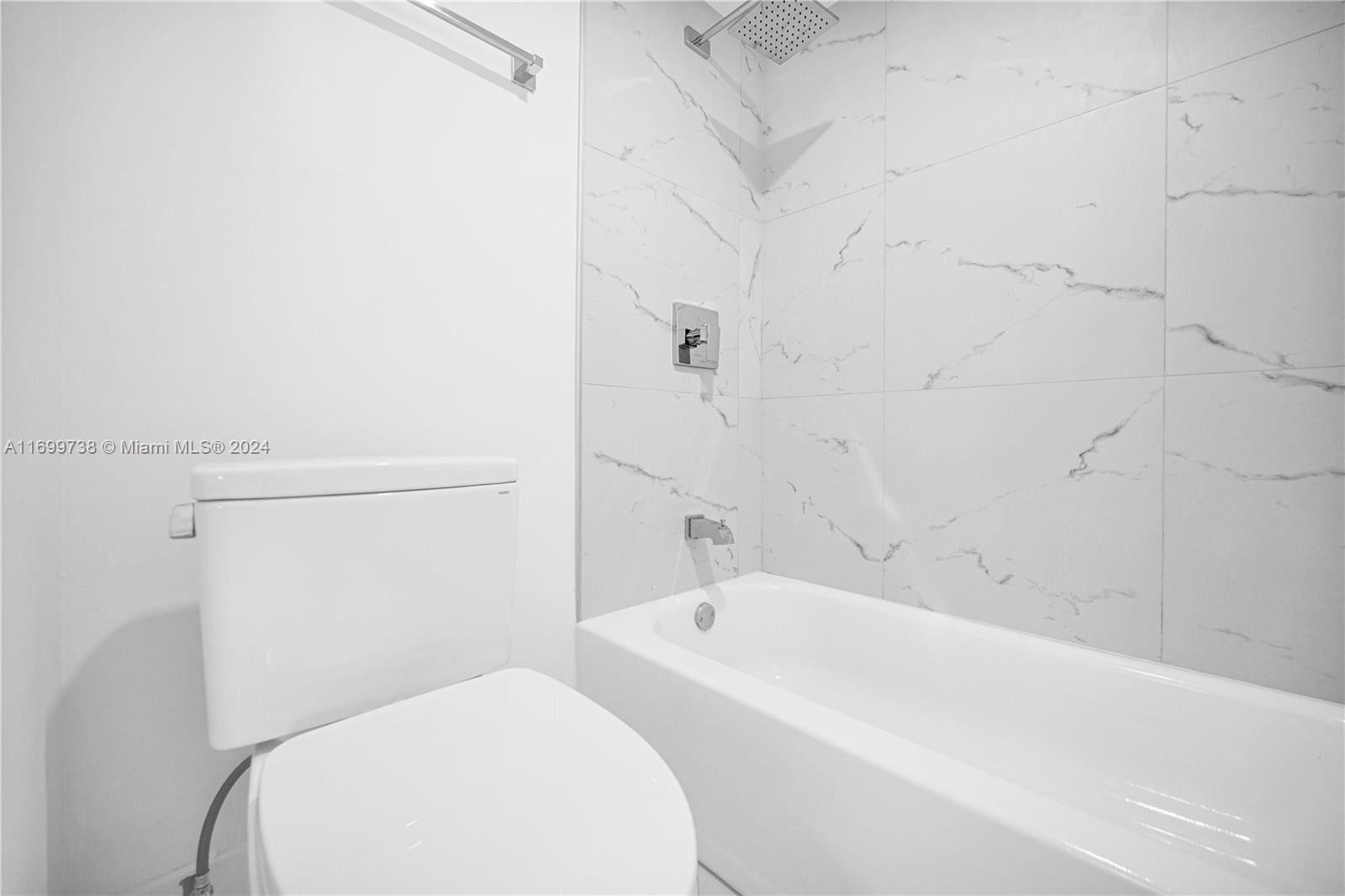 CARIBBEAN BREEZE CONDO - Residential Lease