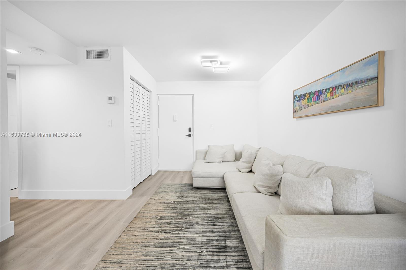 CARIBBEAN BREEZE CONDO - Residential Lease