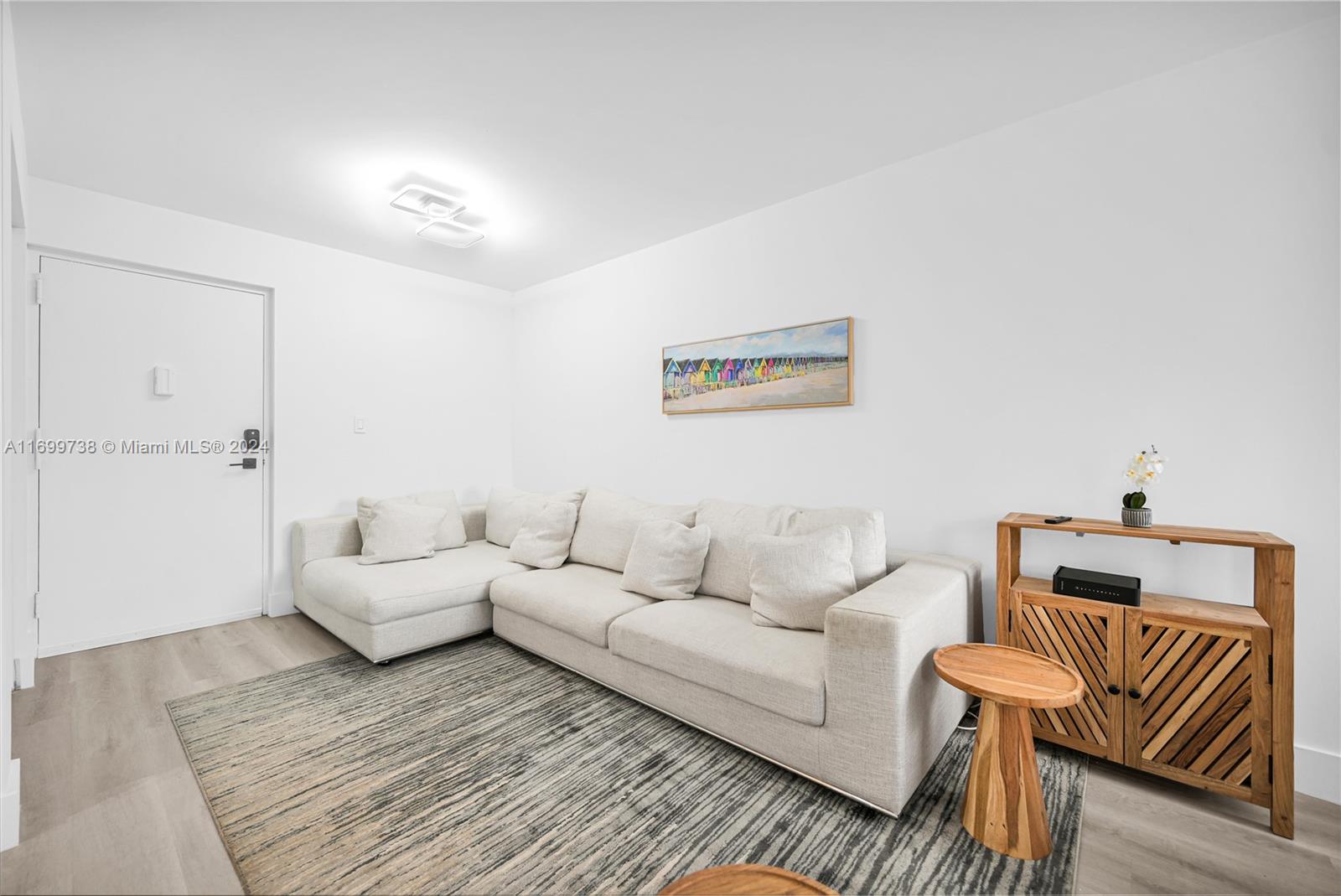 CARIBBEAN BREEZE CONDO - Residential Lease