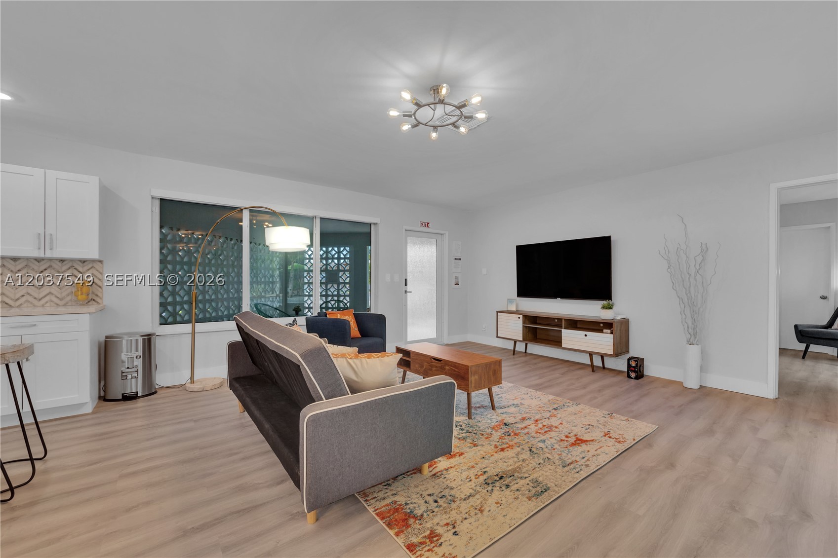 ROBERTSON PARK - Residential Lease