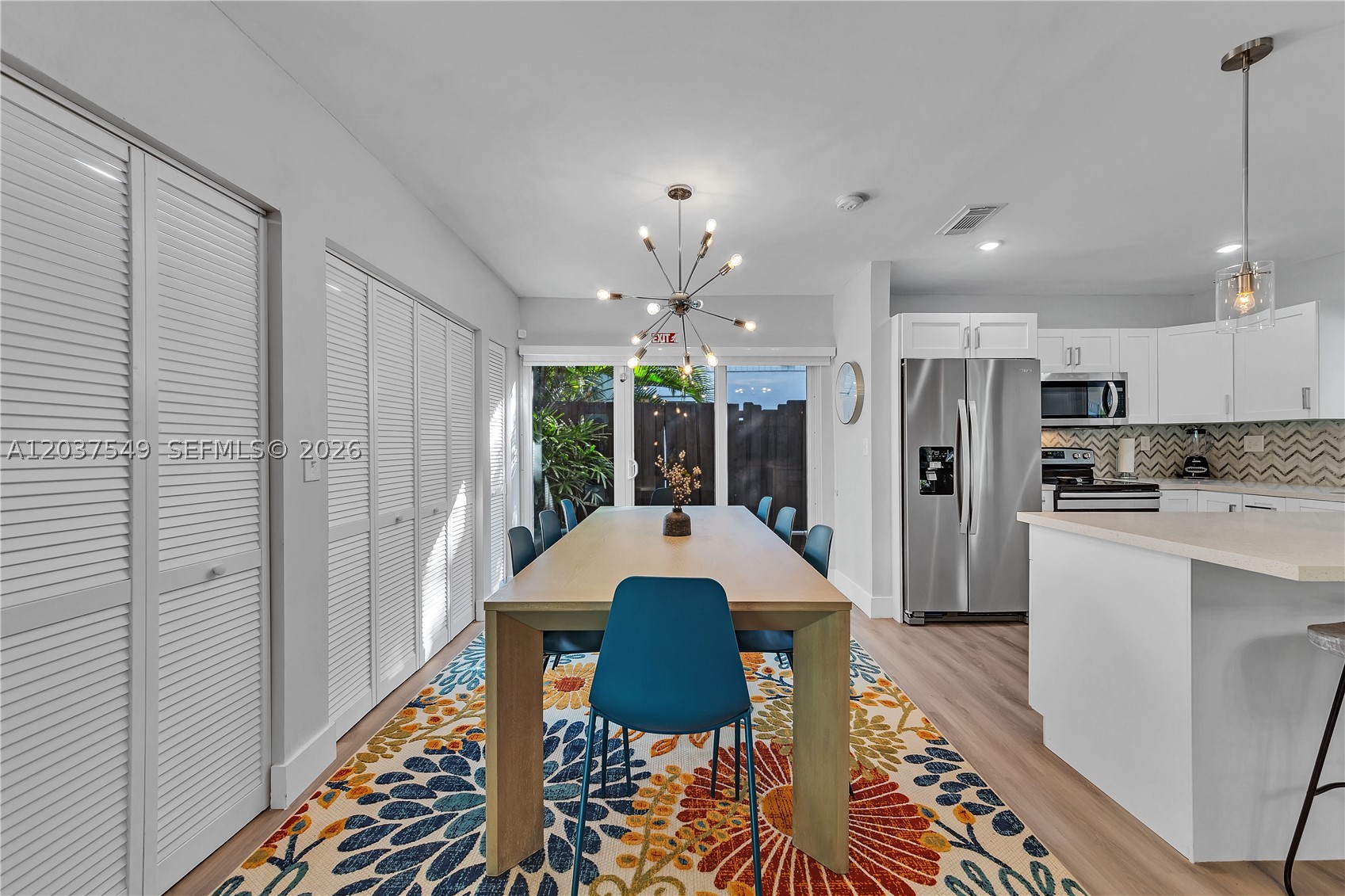 ROBERTSON PARK - Residential Lease
