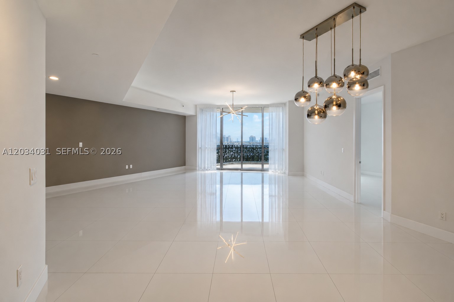 TDR TOWER II CONDO - Residential