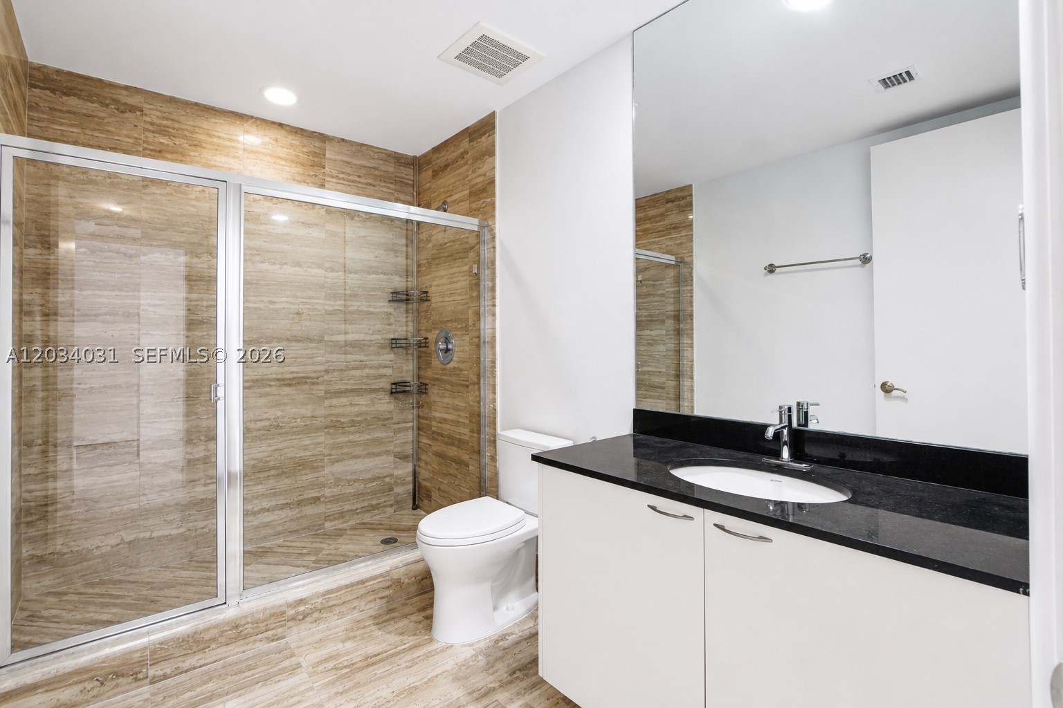 TDR TOWER II CONDO - Residential