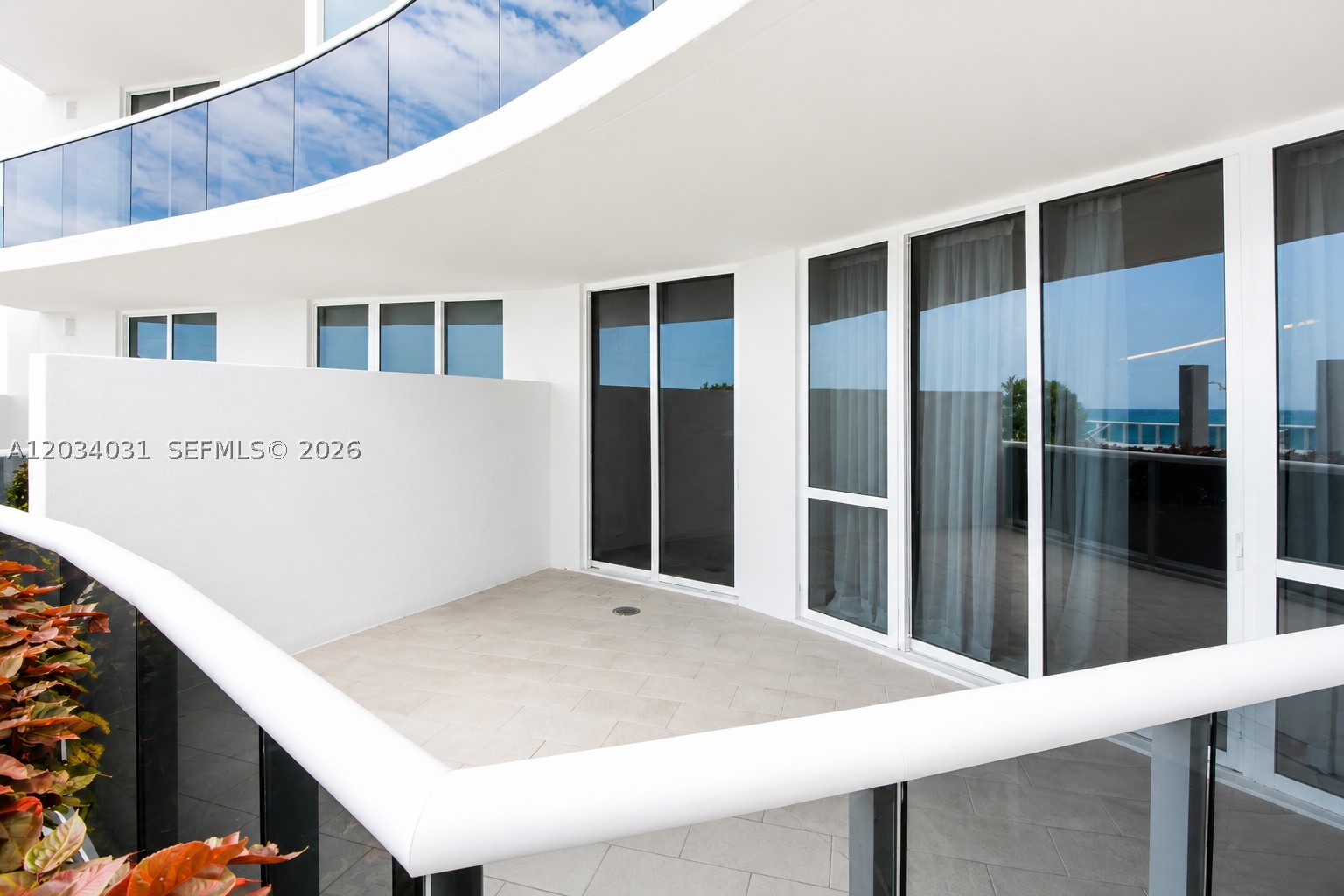 TDR TOWER II CONDO - Residential