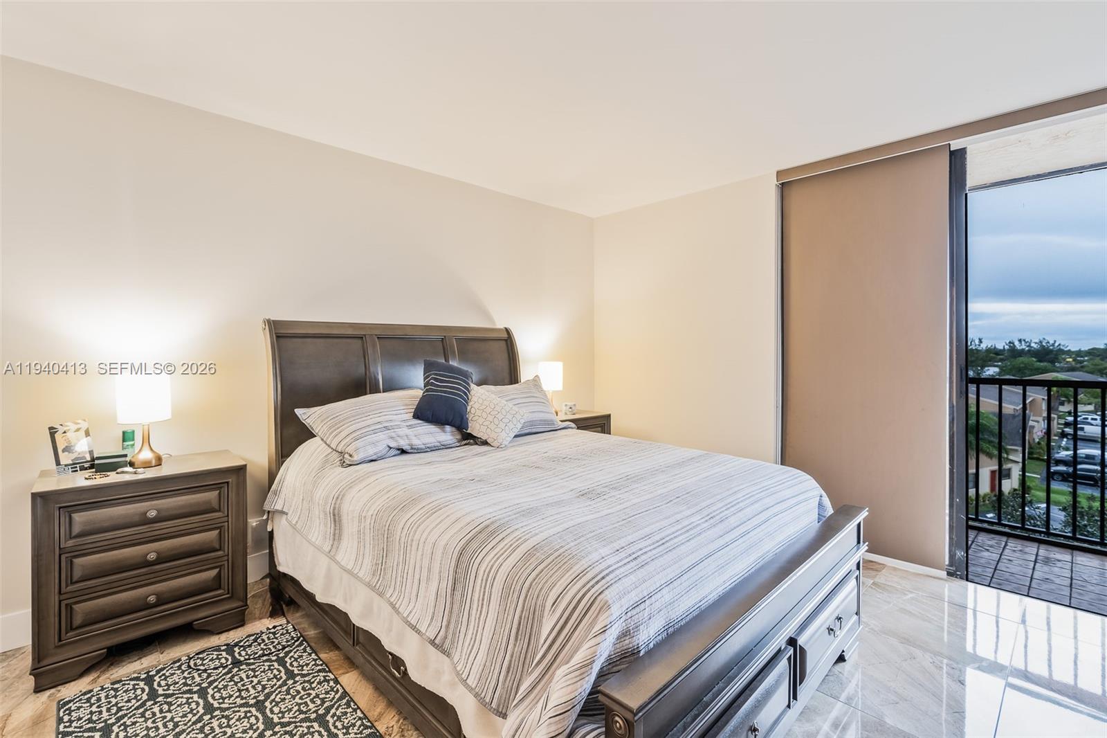 BLUE LAKE APTS CONDO - Residential