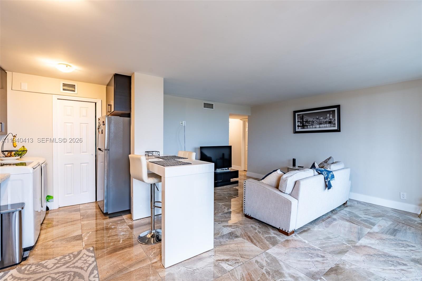 BLUE LAKE APTS CONDO - Residential
